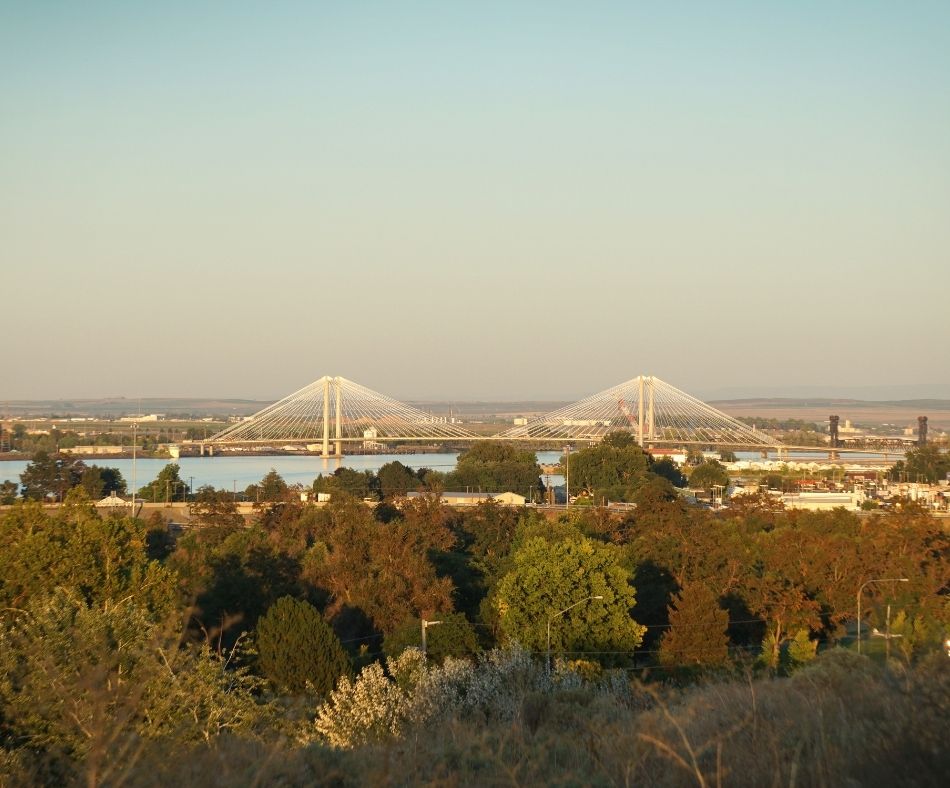 Picture of Riverview neighborhood in Pasco where Mathews Auto Body shop offers expert auto body repair services