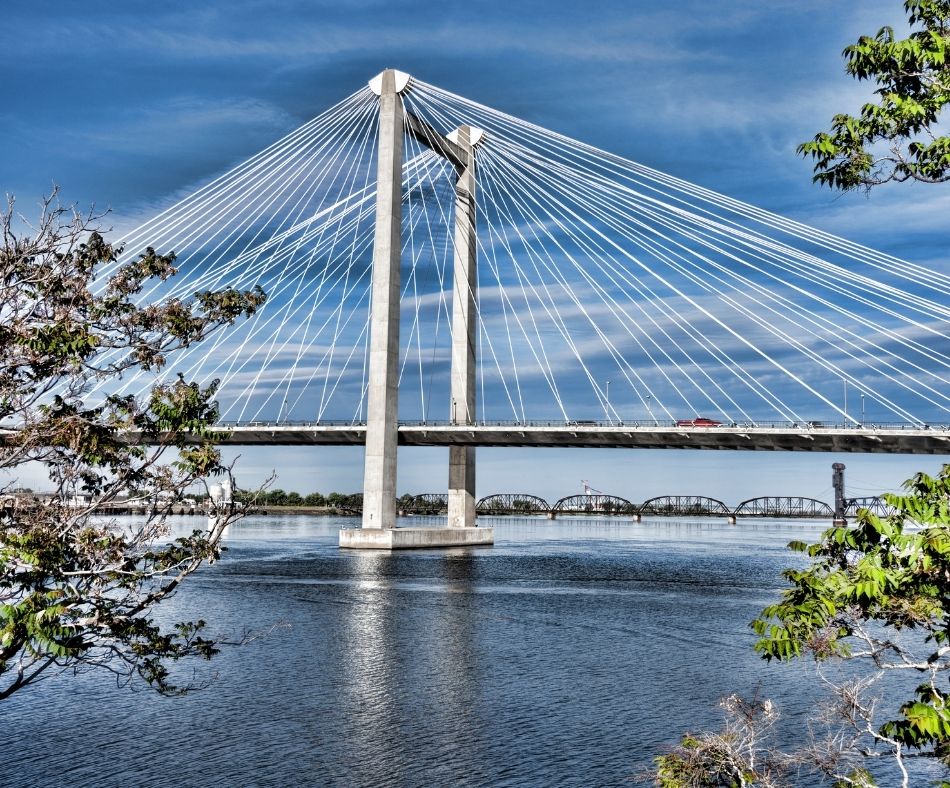 Picture of Southridge community in Kennewick, where Mathews Auto Body shop offers expert auto body repair services