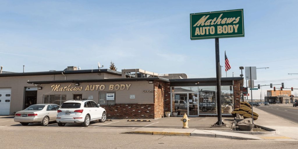 Mathews Auto Body Kennewick Shop